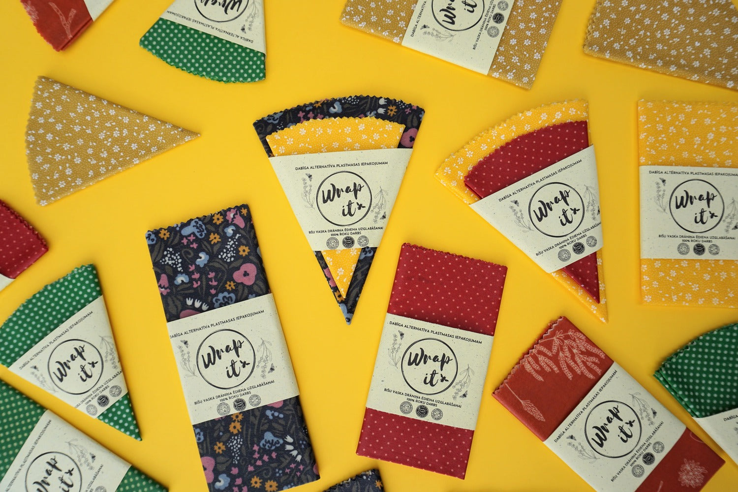 DIY: HOW TO MAKE BEESWAX WRAPS