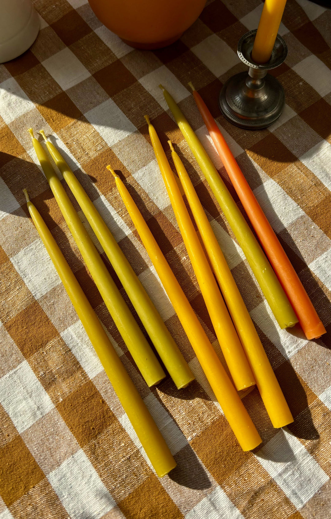 BEESWAX VINTAGE TAPER CANDLES