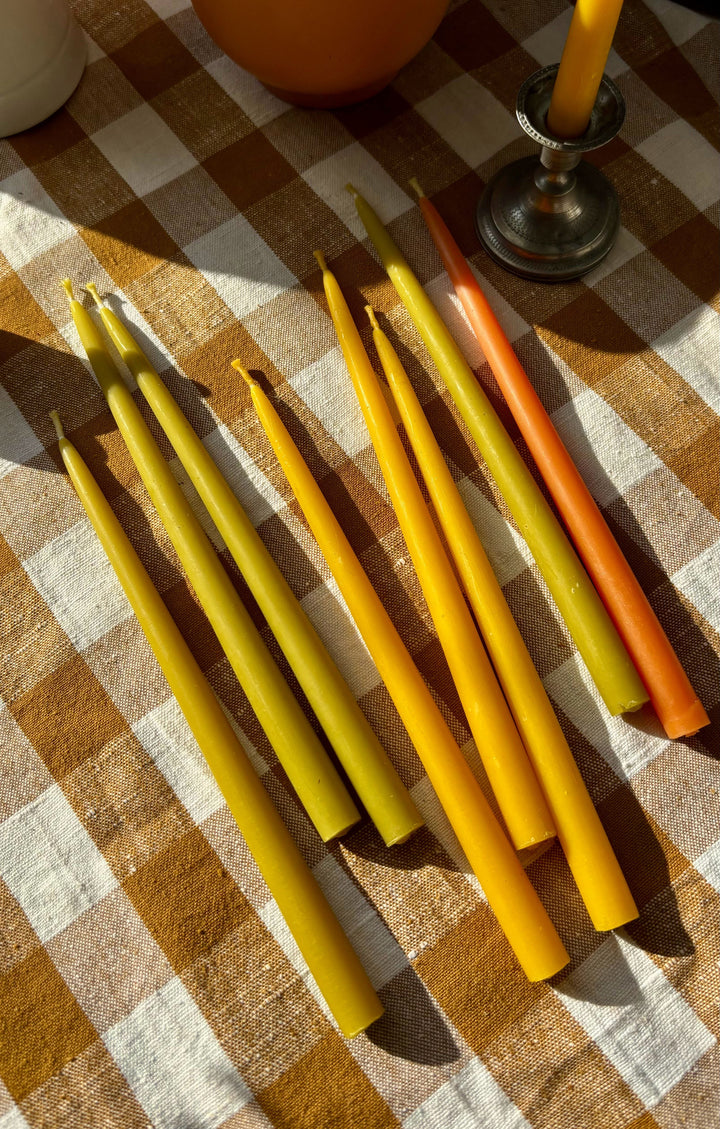 BEESWAX VINTAGE TAPER CANDLES