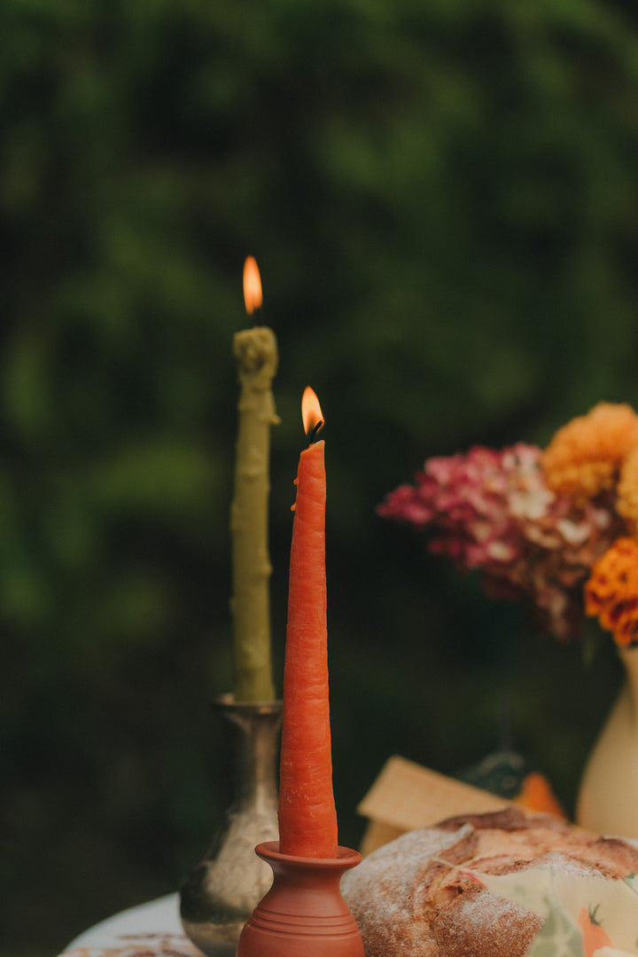 BEESWAX CARROT CANDLE